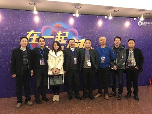 力鼎環保及E20留影 力鼎環保及E20留影