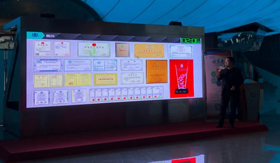 力鼎斬獲榮譽 力鼎斬獲榮譽