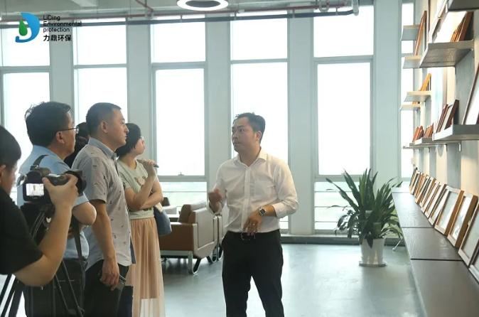 力鼎環保接受采訪拍攝 力鼎環保接受采訪拍攝