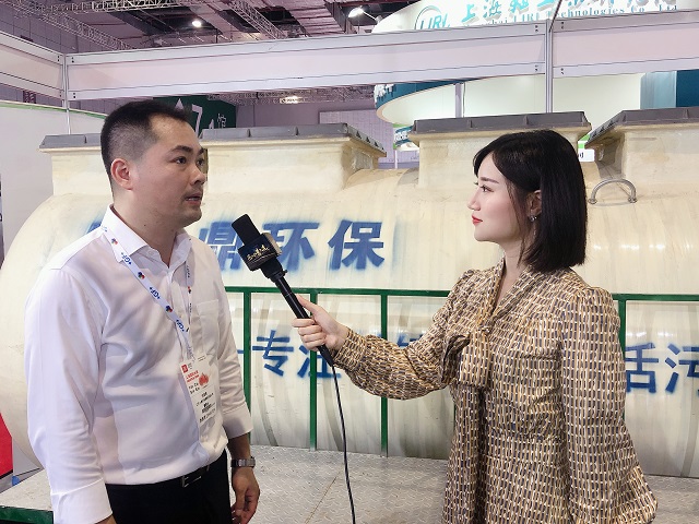 力鼎董事長何海周接受媒體采訪 力鼎董事長何海周接受媒體采訪