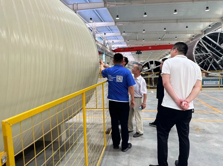 專業PPH儲罐纏繞罐體廠家河南力鼎環保基地參觀 專業PPH儲罐纏繞罐體廠家河南力鼎環保基地參觀