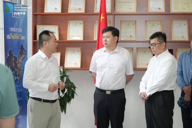 力鼎清道夫全屋系統(tǒng)在廣大農(nóng)村的實際使用效果得到認可 力鼎清道夫全屋系統(tǒng)在廣大農(nóng)村的實際使用效果得到認可